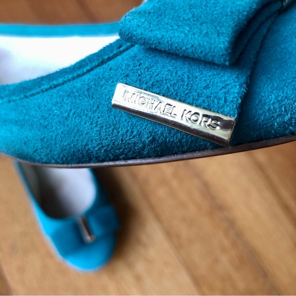 Michael Kors teal suede ballet flats with bow - Picture 7 of 9